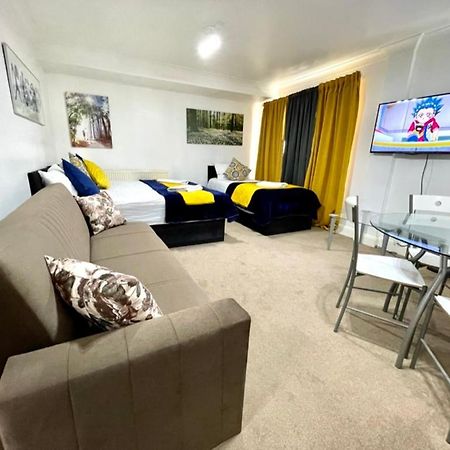 2 Bedrooms Modern Central London Apartment, Full Kitchen, 5 Minutes Tube Station Dış mekan fotoğraf