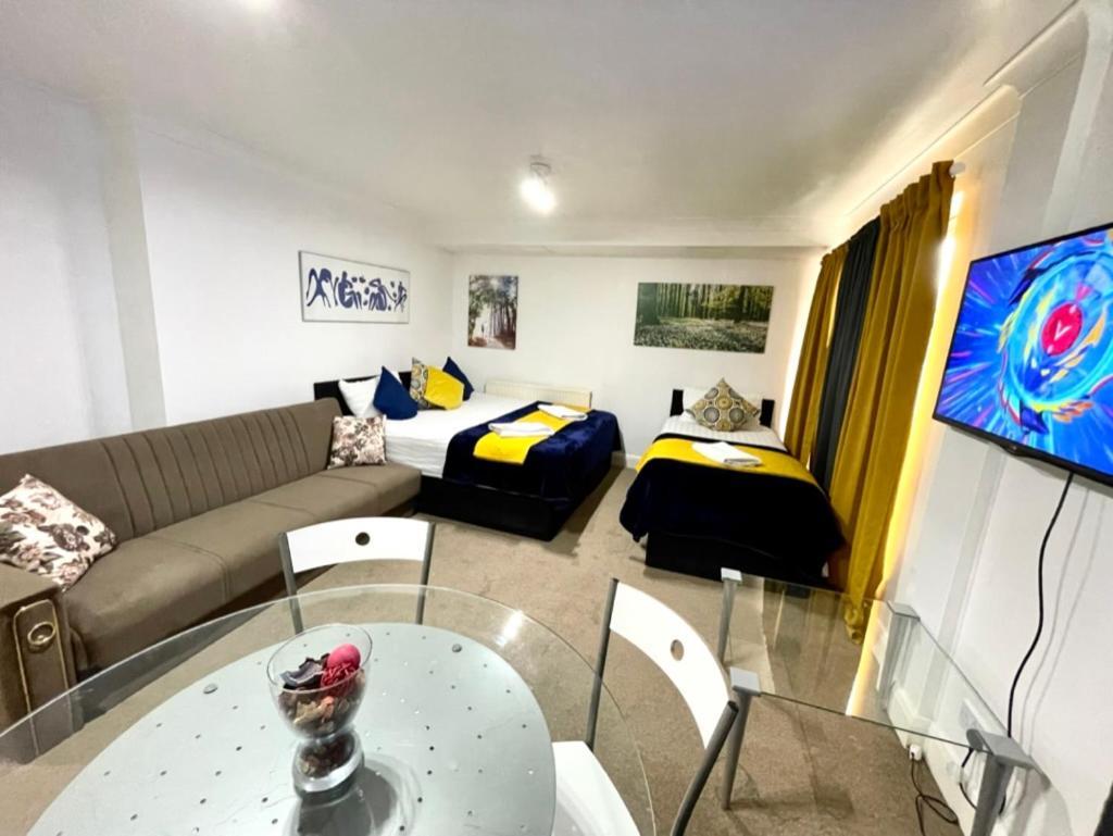 2 Bedrooms Modern Central London Apartment, Full Kitchen, 5 Minutes Tube Station Dış mekan fotoğraf