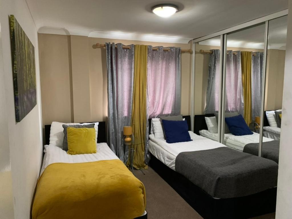 2 Bedrooms Modern Central London Apartment, Full Kitchen, 5 Minutes Tube Station Dış mekan fotoğraf