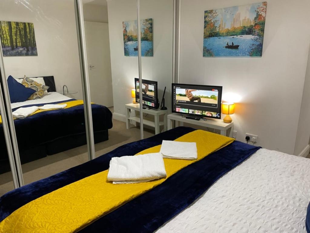 2 Bedrooms Modern Central London Apartment, Full Kitchen, 5 Minutes Tube Station Dış mekan fotoğraf