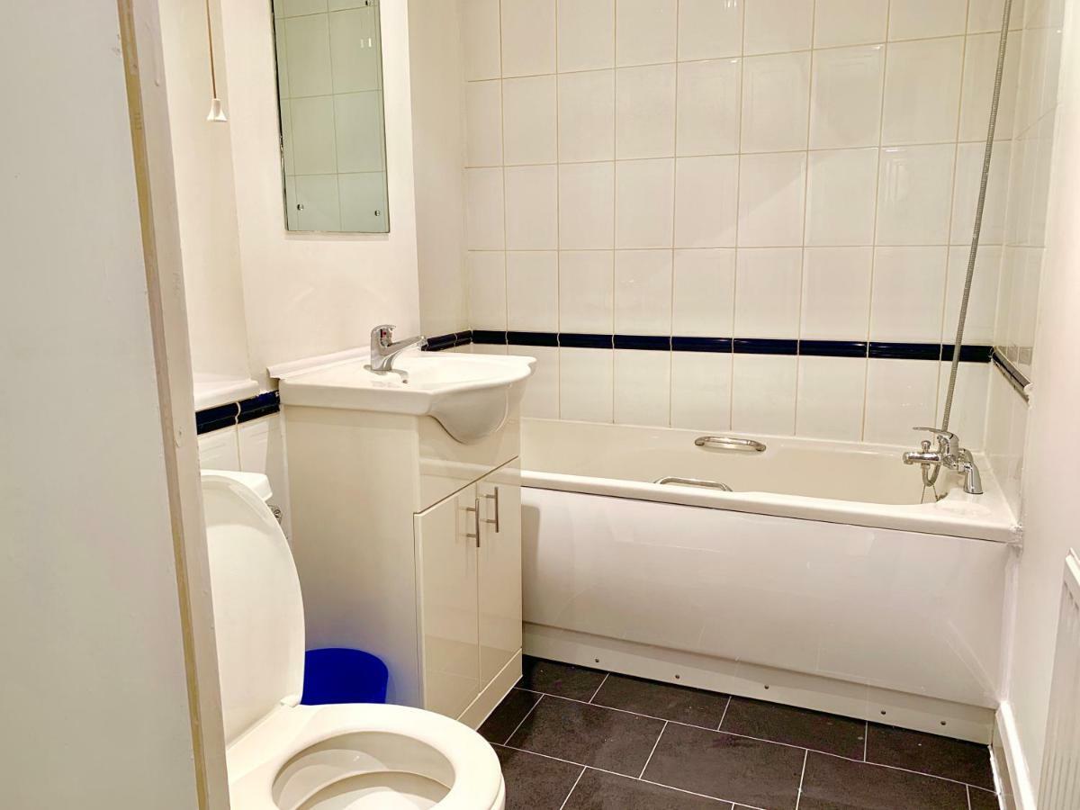2 Bedrooms Modern Central London Apartment, Full Kitchen, 5 Minutes Tube Station Dış mekan fotoğraf